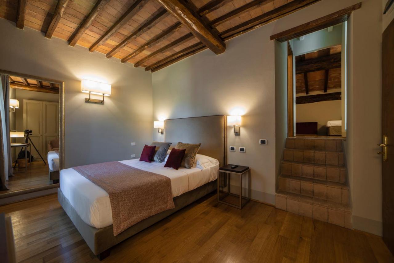 Relais Della Rovere Colle Val D'Elsa Luaran gambar