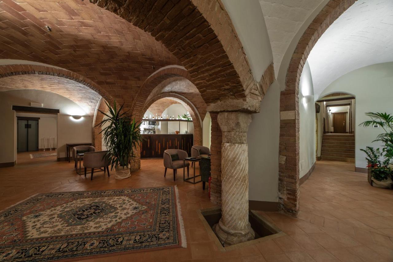 Relais Della Rovere Colle Val D'Elsa Luaran gambar