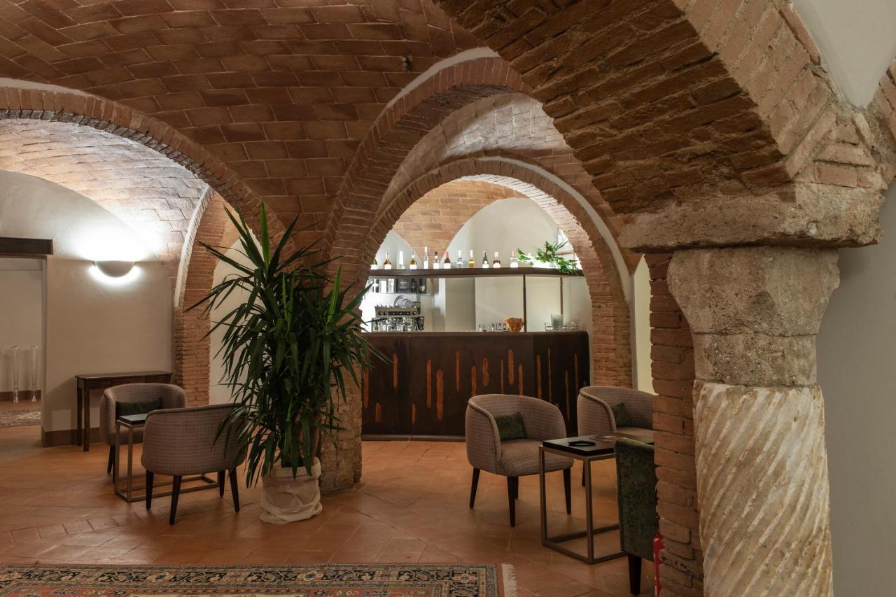 Relais Della Rovere Colle Val D'Elsa Luaran gambar